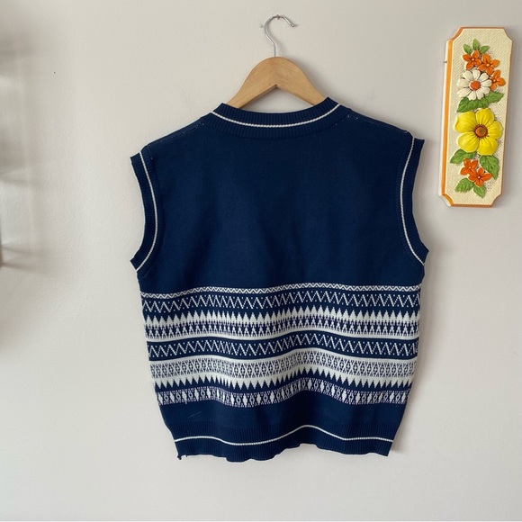 Vintage Navy Blue Patterned Sweater Vest V neck Fair Isle Pattern - Picture 5 of 6